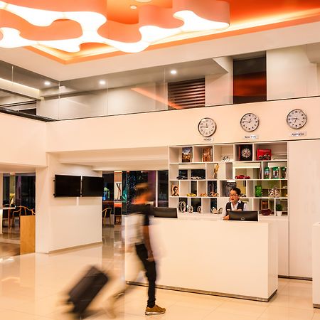 Fiesta Inn San Luis Potosi Glorieta Juarez Exteriör bild