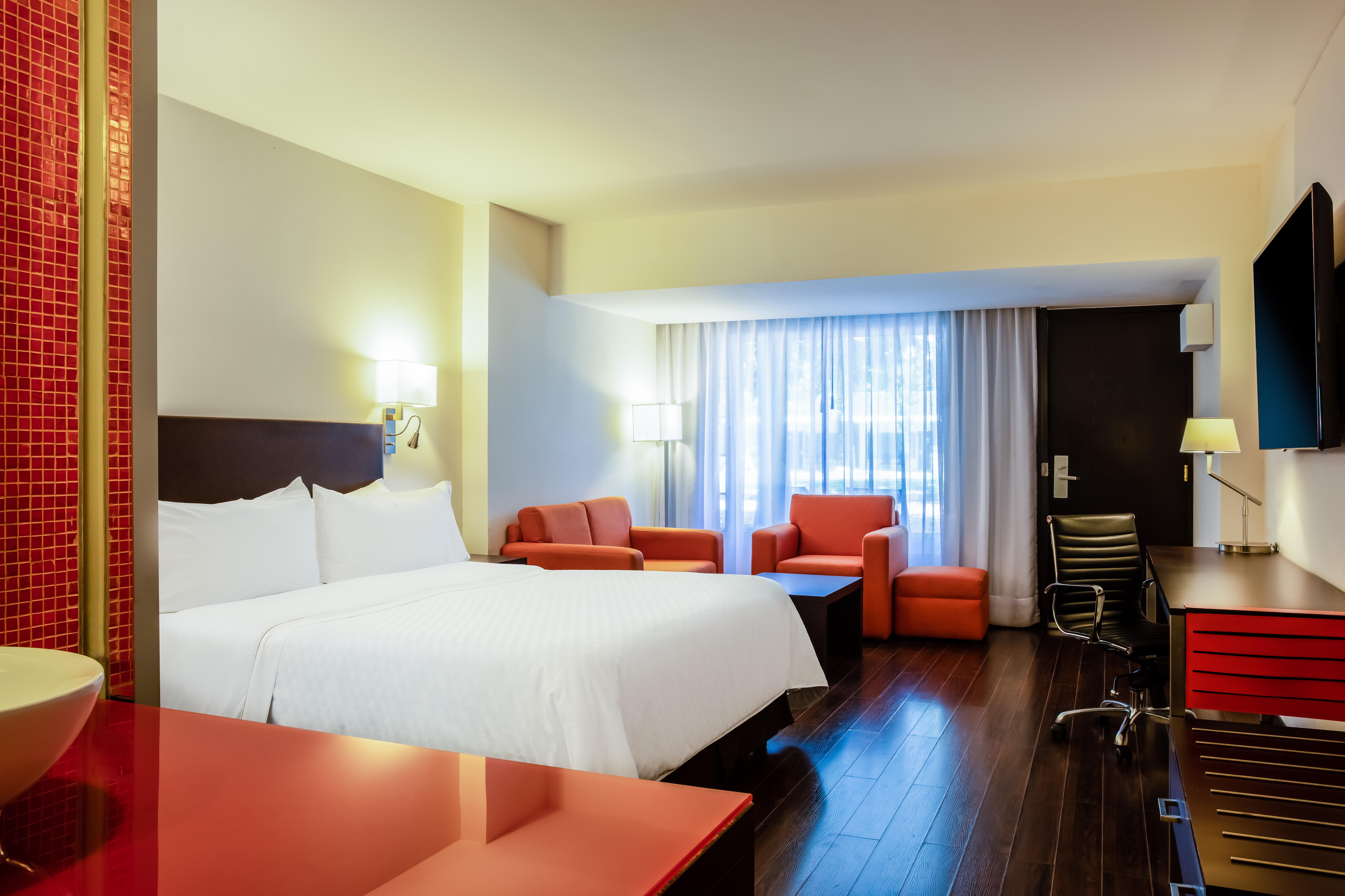 Fiesta Inn San Luis Potosi Glorieta Juarez Exteriör bild