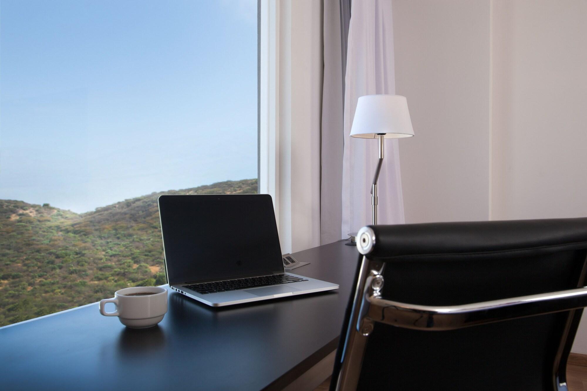 Fiesta Inn San Luis Potosi Glorieta Juarez Exteriör bild