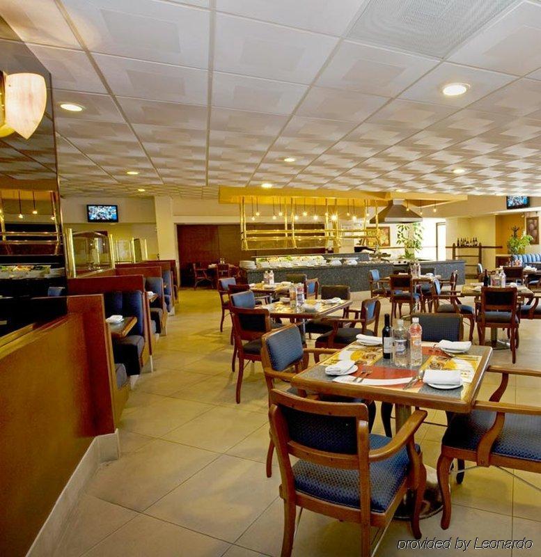 Fiesta Inn San Luis Potosi Glorieta Juarez Restaurang bild