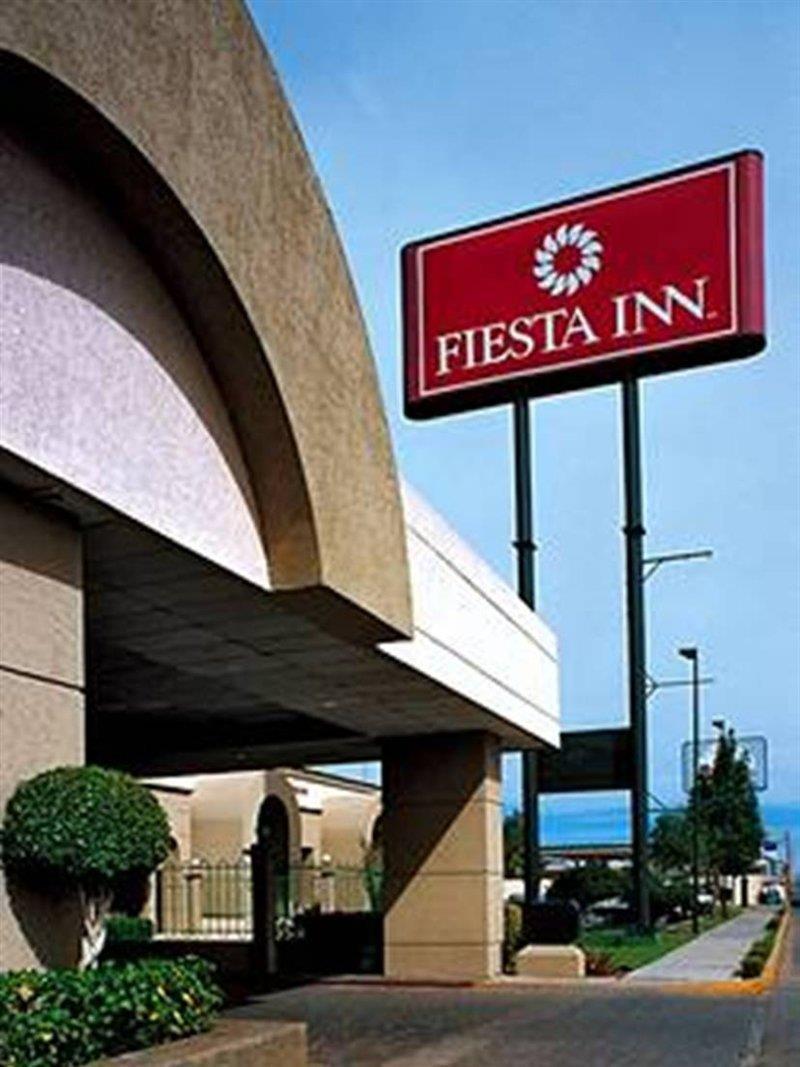Fiesta Inn San Luis Potosi Glorieta Juarez Exteriör bild