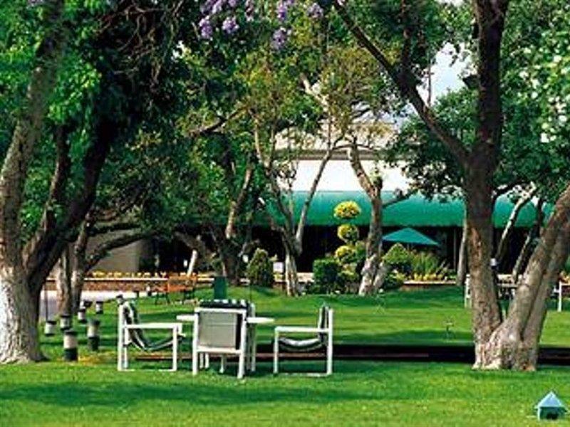 Fiesta Inn San Luis Potosi Glorieta Juarez Exteriör bild